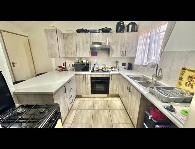 2 BEDROOM DUPLEX FOR SALE IN MONTANA TUINE